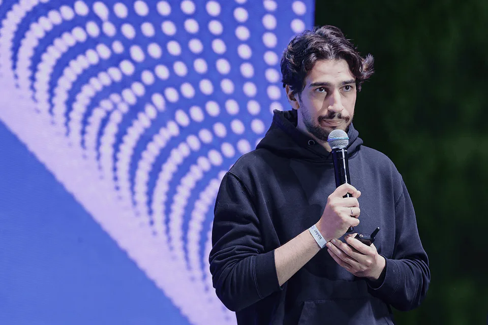 From Designer at 1inch to His Own DeFi Startup: How Dmitry Vazhenin Is Building Lifted Finance